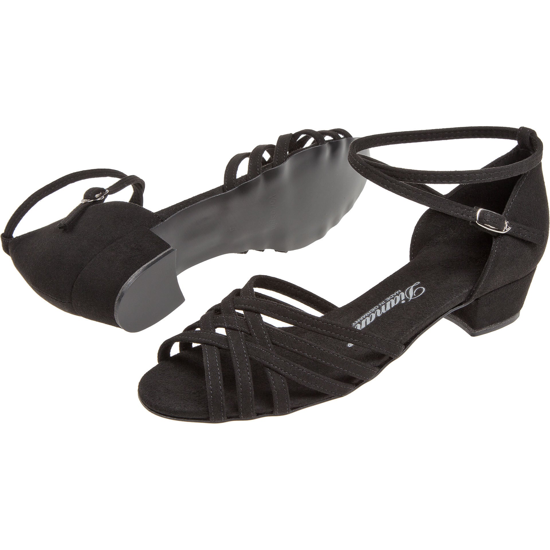 Schwarze Diamant 008 Tanzschuhe mit niedrigem Mikrofaser-Riemchenabsatz; einer flach, der andere aufrecht.